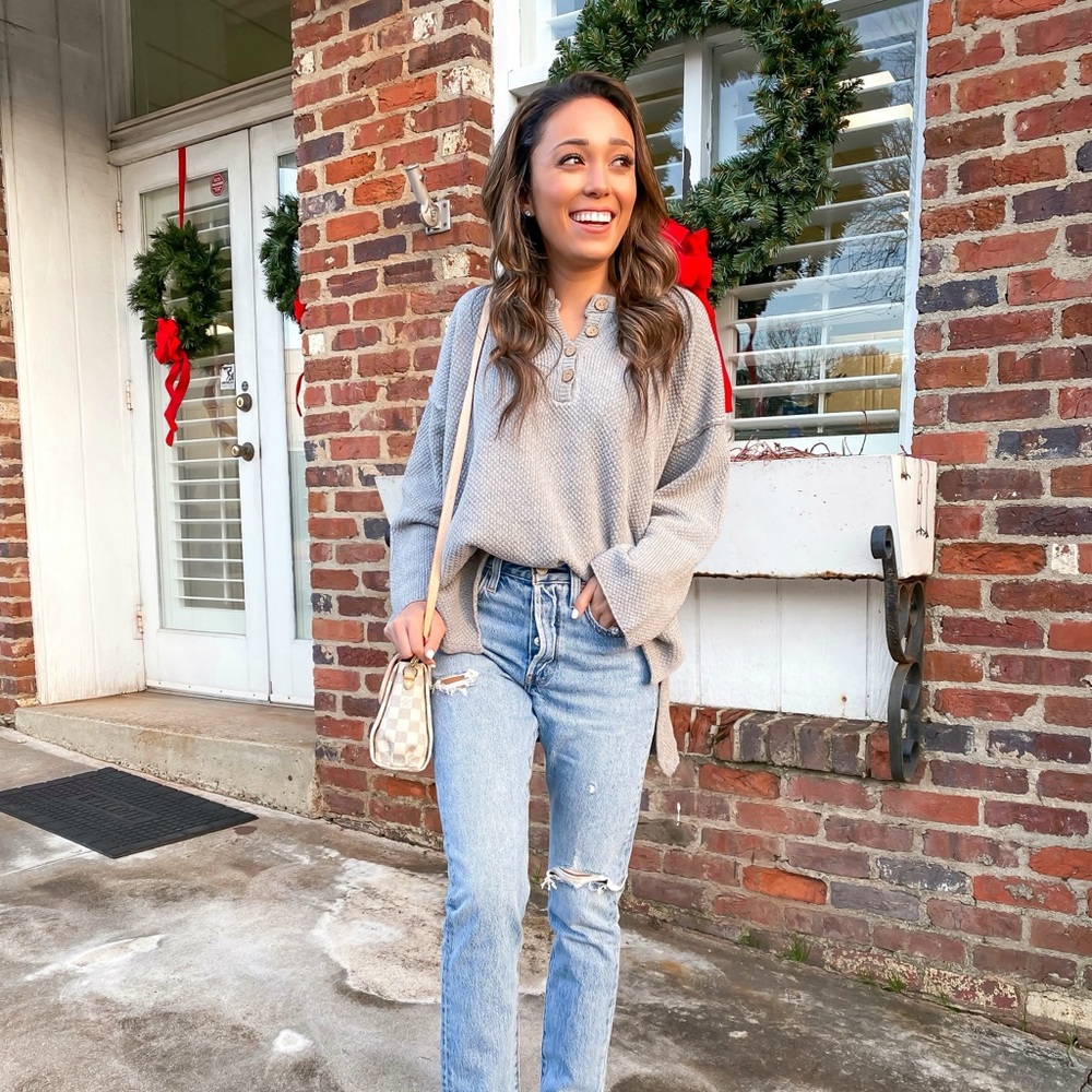 Lulus Sweater - Picture 4 of 4